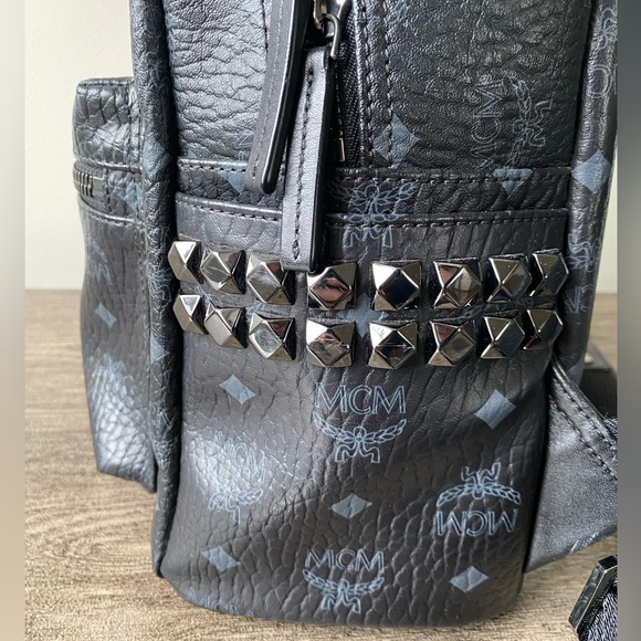 MCM Stark Side Studs Backpack in Visetos - Picture 4 of 8